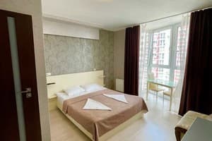 East Residence 20