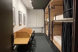 Хостел KIEV HOSTEL. Место в общем 4-местном номере  3