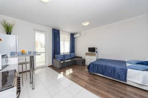 в новом доме на Оболони 3